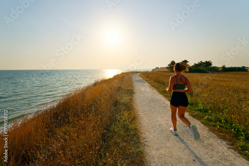 La Flotte coastal path in the Ré island.. 