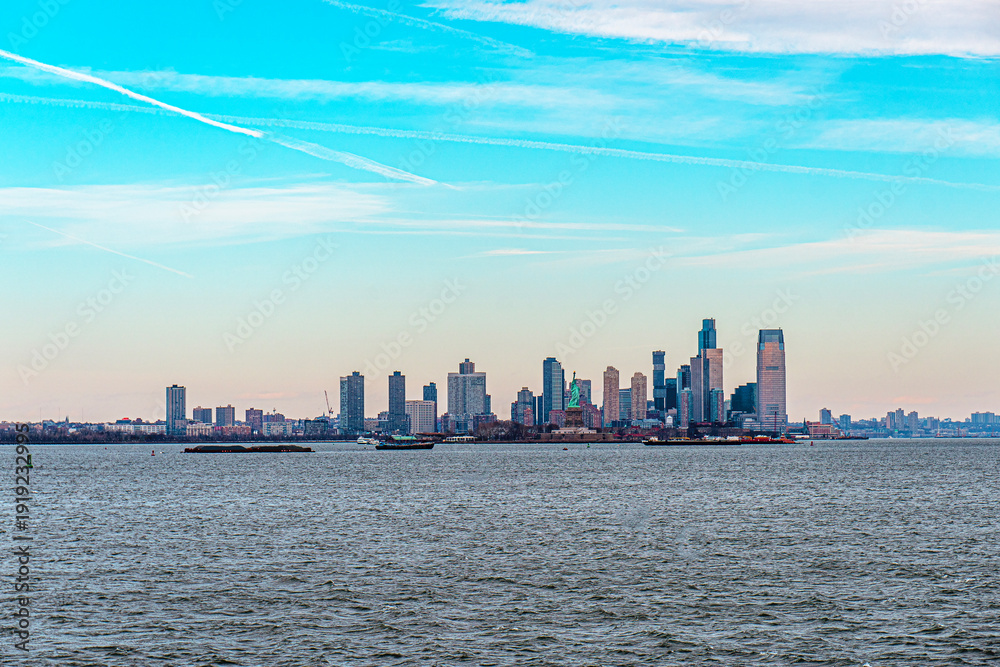 Fototapeta premium The scenic view of New York skyscrapers as a silhouette of New York City.