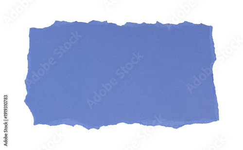 Un morceau de papier brut, de forme rectangle, de couleur bleu, déchiré et isolé, au format png transparent. Un espace de copie.