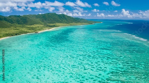 沖縄県　石垣島の海