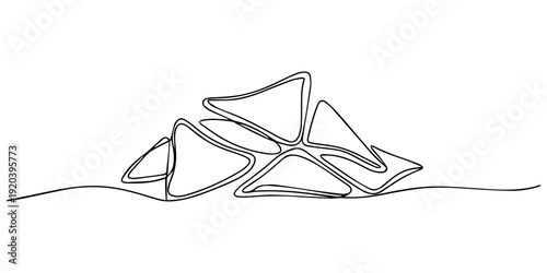 Pile of tortilla chips continuous one line drawing, Minimalist line art illustration of a pile of delicious tortilla, Continuous Line Drawing Depicting a Pile of Delicious Corn Torti, Simple line draw