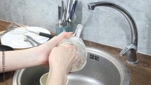 Washing Dishes with Water Conservation