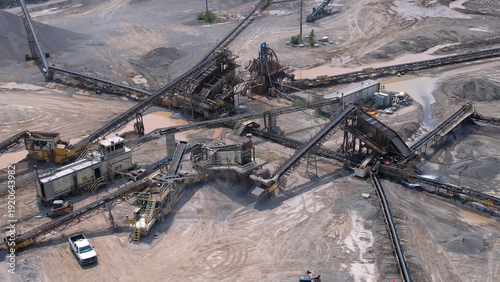 Schilderij op canvas Canadian landscape of rare earth mining site