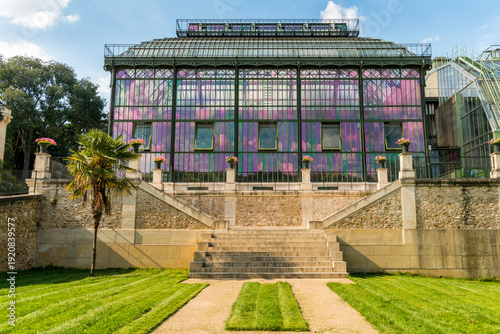 EU, France, Paris. Le Jardin de Plantes beautiful art nouveau greenhouse.  The serre mexicaine was built (1834–36) by Charles Rohault de Fleury