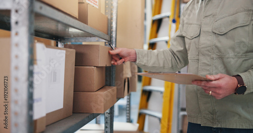 Tableau sur toile Box, hands and clipboard in warehouse for logistics, inventory management and stock checklist