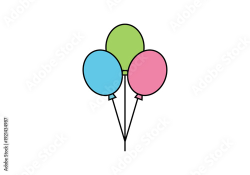 Tres globos de colores helio con cuerdas atados en un ramillete 