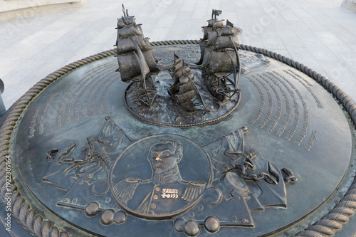 Εκτύπωση καμβά A commemorative sign dedicated to the feat of the brig Mercury
