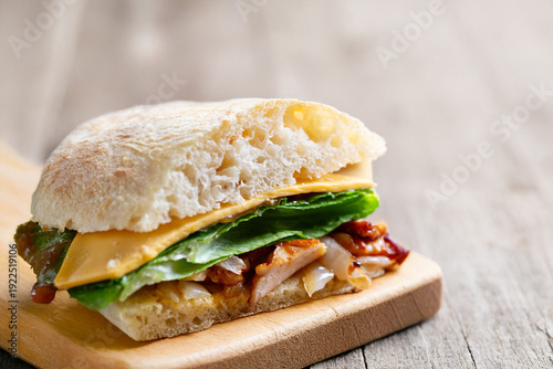 bacon lettuce and tomato sandwich