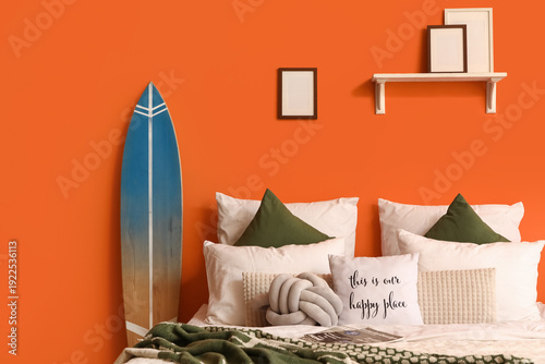 Comfortable bed and surfboa...
