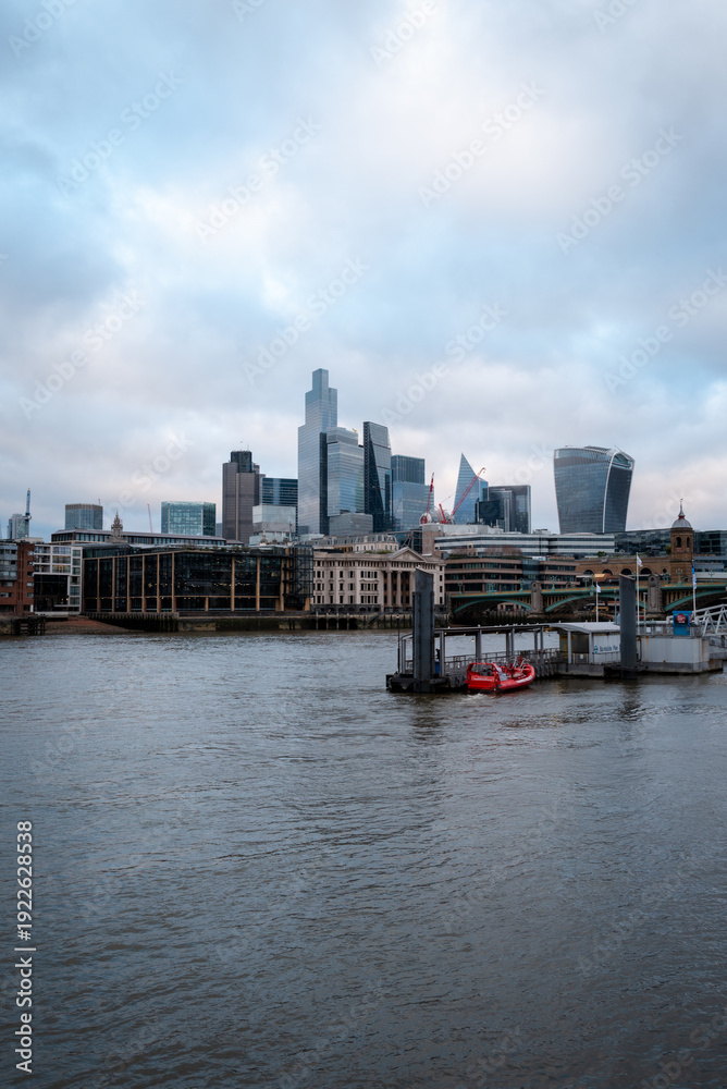 Fototapeta premium London, United Kingdom December 26 2025 