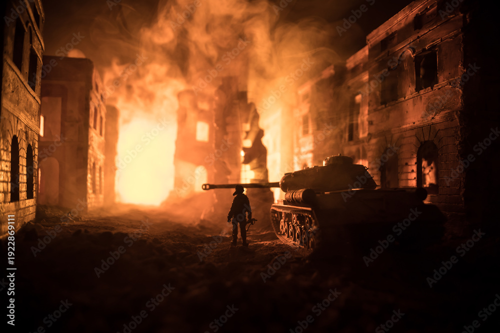 Obraz premium War Concept. Military silhouettes fighting scene on war fog sky background, World War Soldiers Silhouette Below Cloudy Skyline At night. Battle in ruined city.