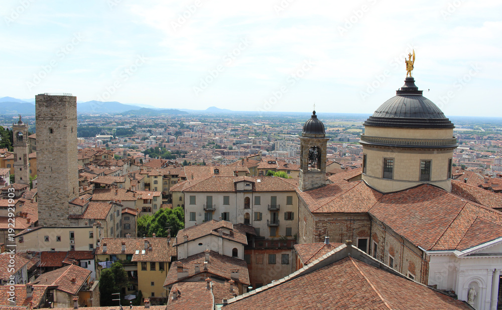 Fototapeta premium Panoramic view of the Duomo di Bergamo (Cathedral) in Citta Alta of Bergamo, Northern Italy on a sunny day.