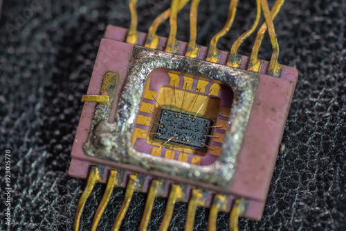Electronic circuit board with processor