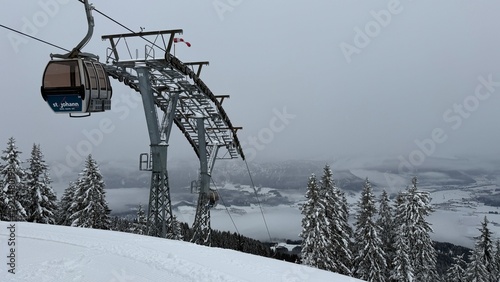 Schifahren Winter Österreich Tirol Seilbahn 2026