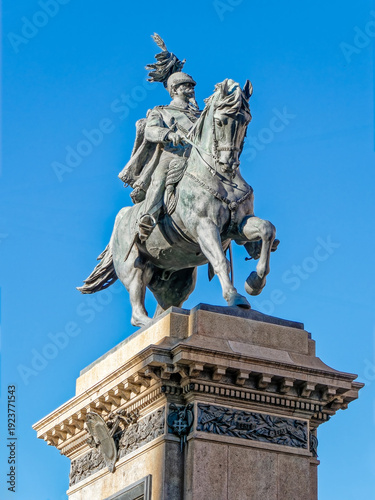 Bild auf Leinwand Equestrian monument of King Vittorio Emanuele II in Naples, Italy