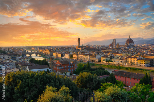 Sunset view of Florence, Ponte Vecchio, Palazzo Vecchio and Florence Duomo, I...