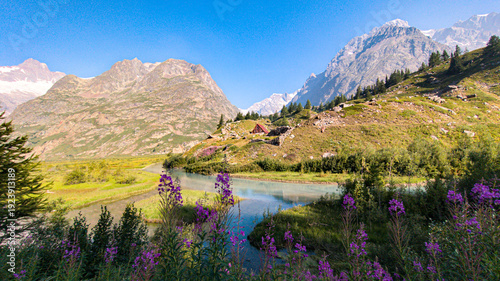 Obraz na płótnie The Tour du Mont Blanc crosses France, Italy, and Switzerland, offering breathtaking views of glaciers, alpine passes, and the highest peak in the Alps