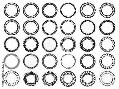 Arrangement of concentric circles with varying degrees of fill