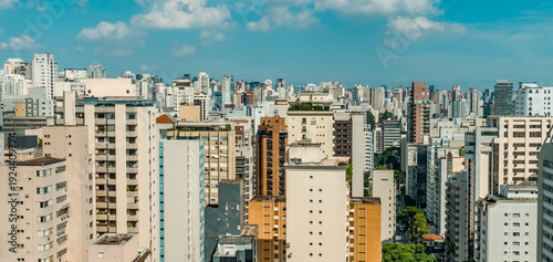 Fotografie The skyline of the Jardins neighborhood in Sao Paulo, Brazil seen from a highris