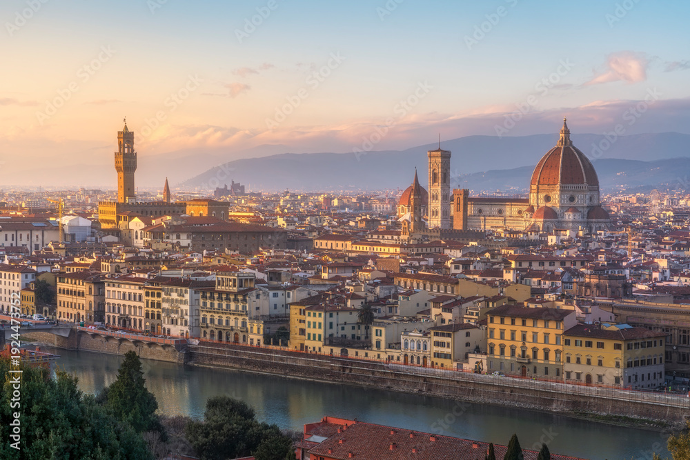 Fototapeta premium Florence Skyline Wide Panorama from Piazzale Michelangelo