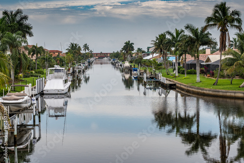 Bild auf Leinwand boats on a canal