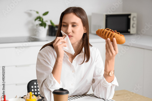 Young businesswoman with ti...