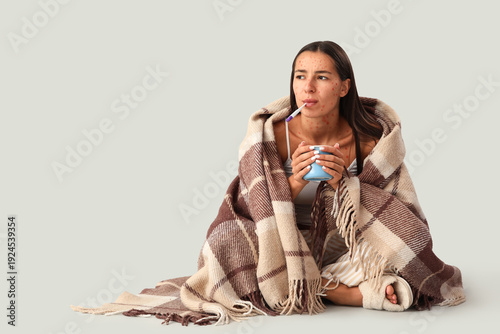Young woman ill with chicke...