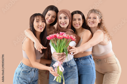 Group of young women with t...