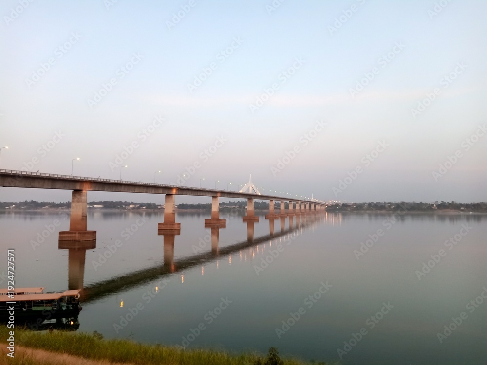 Obraz premium bridge over the river