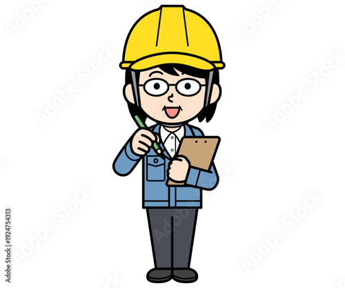 メモするヘルメットをかぶった現場監督の中年女性