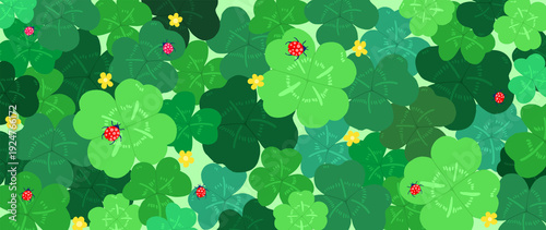 Fotografía Beautiful lucky clover Spring card, banner, background with spring flowers, clover, wildflowers with soft, blurred outlines and gradients in green shades