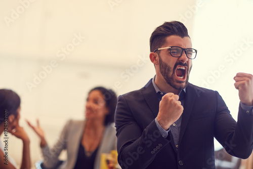 Tableau sur toile Office, celebration and business people with shout for excited, project and copywriting success
