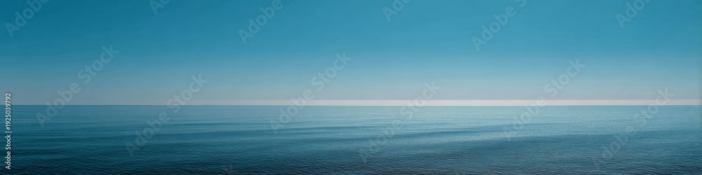 Obraz premium Endless Horizon Over Calm Ocean Water