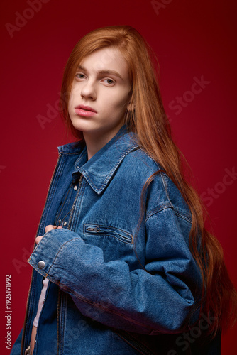 Canvas Print Confident individual embracing their identity in a vibrant setting