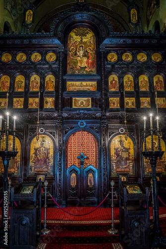 Фотография Iconostasis of Orthodox Coronation Cathedral in Alba Carolina Citadel, Alba Iuli