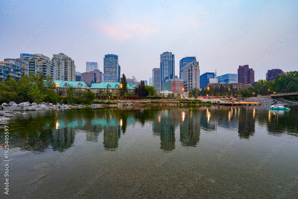 Fototapeta premium Calgary's skyline as seen from the Prince's Island Park in Alberta, Canada