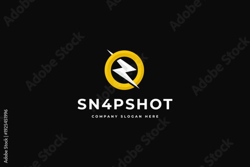 Flash Thunderbolt Energy Power Logo vector linear battery icon