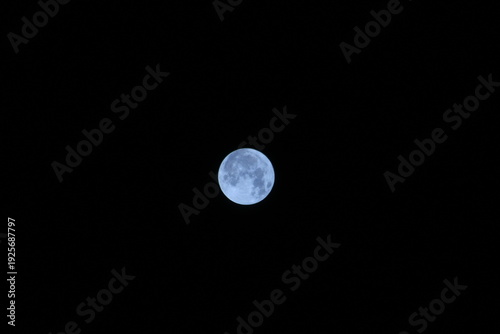 満月　ブルームーン