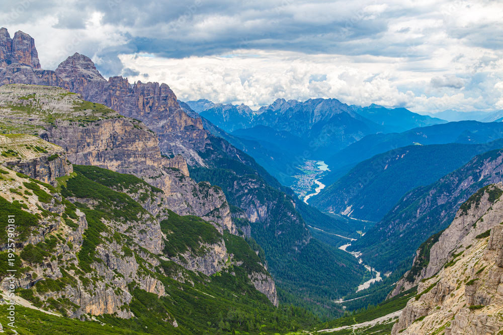 Fototapeta premium Tre Cime di Lavaredo view. Dolomites mountains landscape. Italy