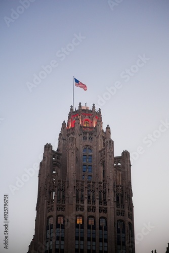 Wallpaper Mural View of Chicago Building at Sunrise Torontodigital.ca