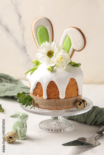 Delicious Easter cake with ...