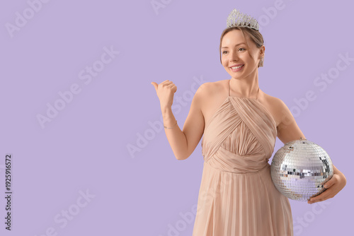 Beautiful young woman in pr...