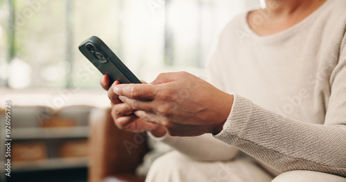 Fotografie Woman, hands and texting with phone in home for social media, communication or network