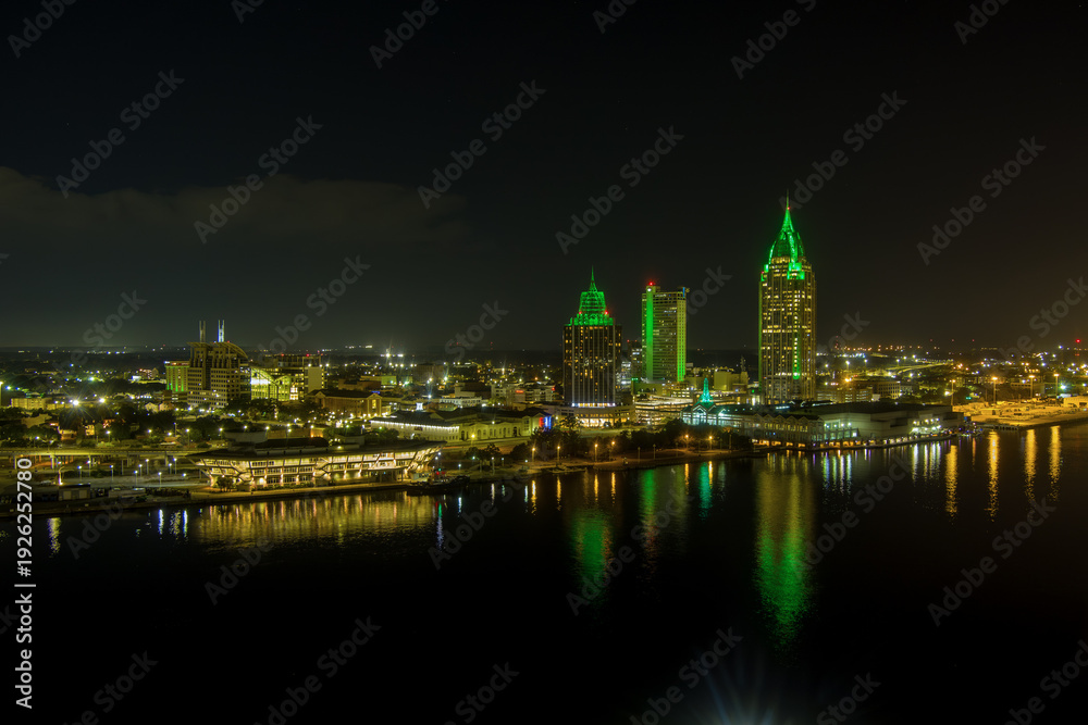 Fototapeta premium Downtown Mobile, Alabama at night