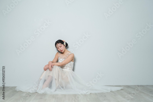 Wallpaper Mural ウェディングドレスを着た花嫁 Torontodigital.ca