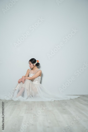 Wallpaper Mural ウェディングドレスを着た花嫁 Torontodigital.ca