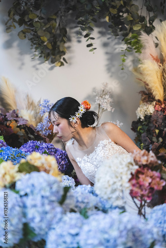 Wallpaper Mural ウェディングドレスを着た花嫁 Torontodigital.ca