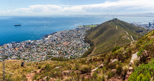 Tableau sur toile Panoramic view of Signal Hill overlooking the city of Cape Town and the Atlantic