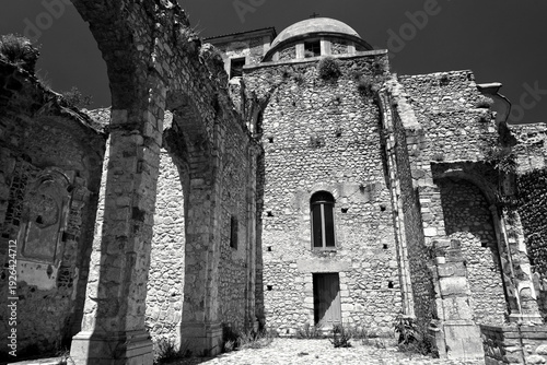 Italia in bianco e nero.  San Pietro Infine,borgo fantasma e Parco della Memoria Storica,,Italia