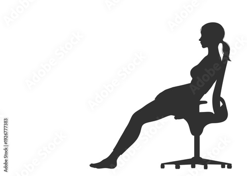 仙骨座り 骨盤後傾 悪い姿勢で椅子に座る女性のシルエット 全身横向き 横顔
